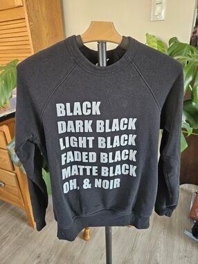 🖤10/$10 Small Shop Frankie & Finnigan Black Sweater